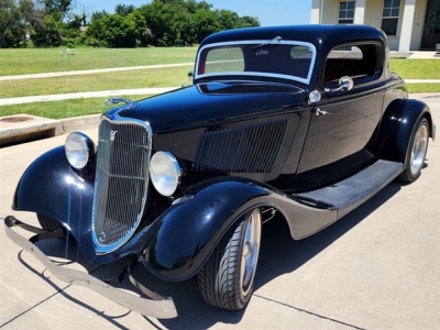 1933 Ford 3 Window Coupe