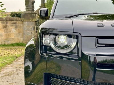 2025 Land Rover Defender 90