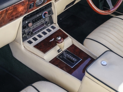 Aston Martin V8 EFI Volante