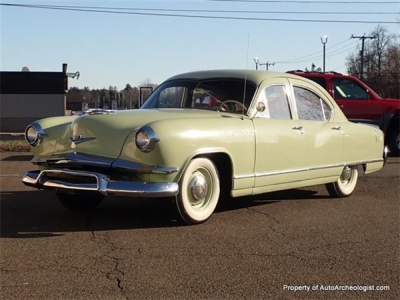 1953 Kaiser Traveler