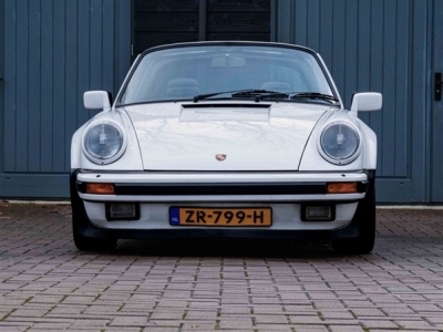 1984 Porsche 911 3.2 Carrera Targa 