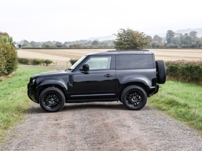 2022 Land Rover 90 D250 MHEV X-Dynamic S