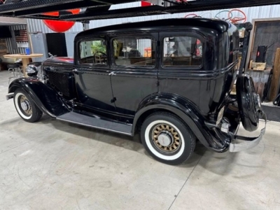 1933 Dodge Deluxe