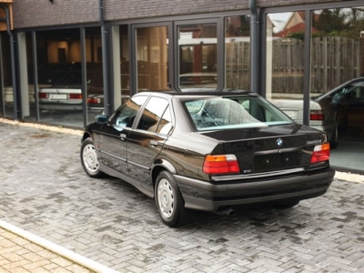 1996 BMW 320i