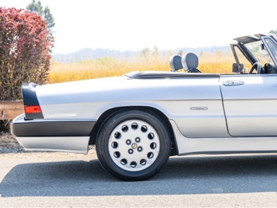 1987 Alfa Romeo Spider Quadrifoglio