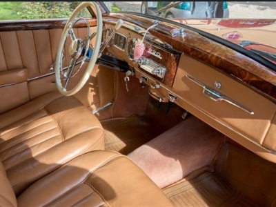 Mercedes-Benz 220 W187 Coupe