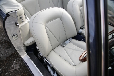 Aston Martin DB6