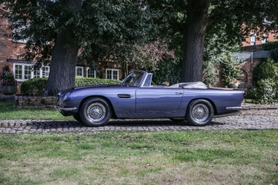 Aston Martin DB6