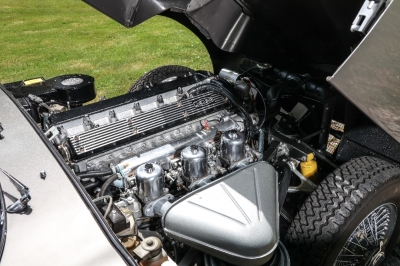 Jaguar E type series II 4.2 FHC