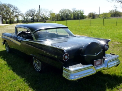 1957 Ford Fairlane 500