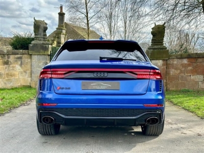 2023(73) Audi Rs Q8