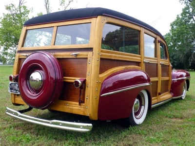 1947 Ford Super Deluxe Woodie Wagon