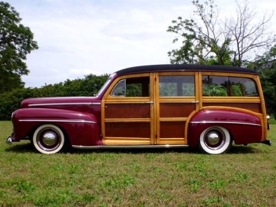 1947 Ford Super Deluxe Woodie Wagon