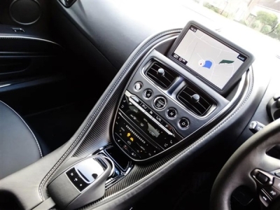 2024(24) Aston Martin DBS