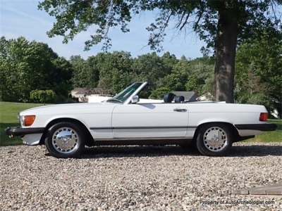 1986 Mercedes-Benz 560 SL Roadster
