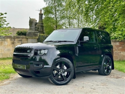 2025 Land Rover Defender 90