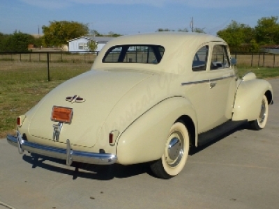 1939 Buick Eight Business Coupe