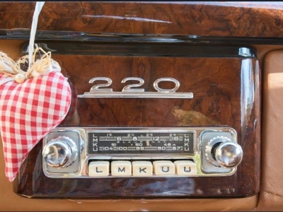 Mercedes-Benz 220 W187 Coupe