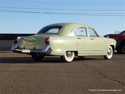 1953 Kaiser Traveler