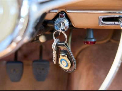 Mercedes-Benz 220 W187 Coupe