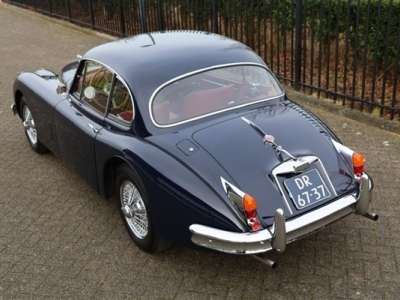 1960 Jaguar XK150 FHC 3.8