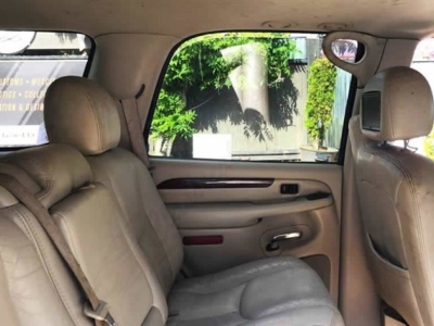 2004 Cadillac Escalade