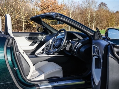 2021 Jaguar F-Type 2.0 R-Dynamic Convertible