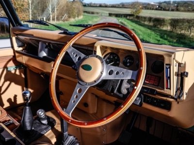 1985 Land Rover C4 90 Heritage 'Hue' Tribute