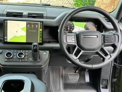 2025 Land Rover Defender 110