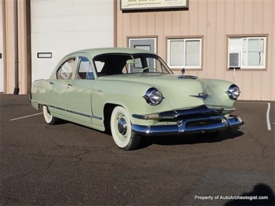 1953 Kaiser Traveler