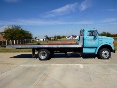 1965 Ford N600 Rollback Wrecker