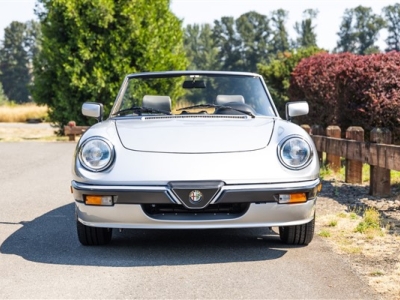 1987 Alfa Romeo Spider Quadrifoglio