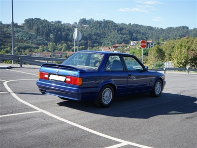 1989 BMW 320 iS