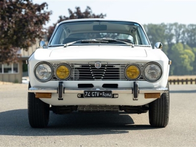 1974 Alfa Romeo GTV 2000