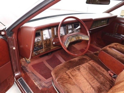 1977 Lincoln Continental Mark V