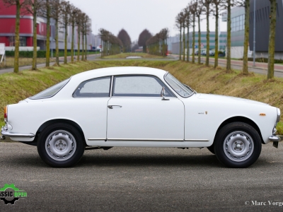 Classic Alfa Romeo Giulia Sprint 1600