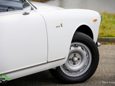 Classic Alfa Romeo Giulia Sprint 1600