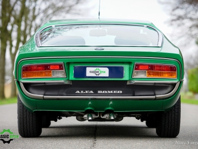 Alfa Romeo Montreal