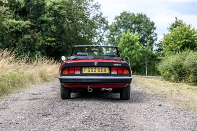 1989 Alfa Romeo 2000 Spider
