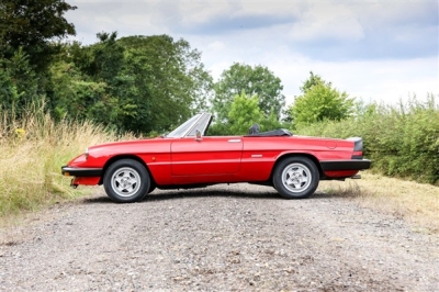 1989 Alfa Romeo 2000 Spider