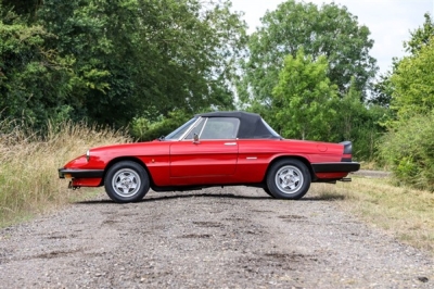 1989 Alfa Romeo 2000 Spider