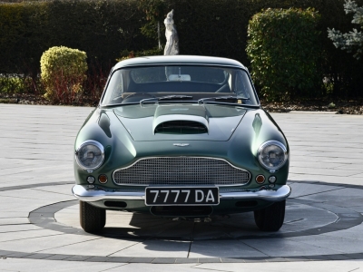 Aston Martin DB4 Series 2