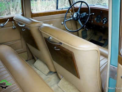 Classic Bentley R-type LHD Automatic