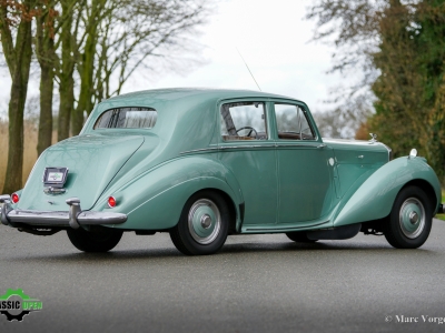 Classic Bentley R-type LHD Automatic