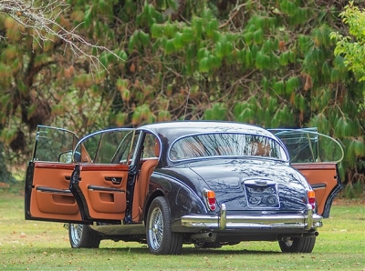 Beacham Jaguar MK2