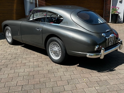 Aston Martin DB2/4