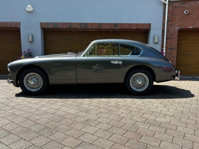 Aston Martin DB2/4
