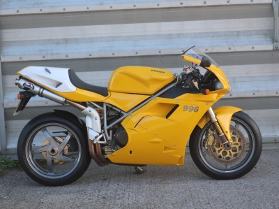 2002 Ducati 996S