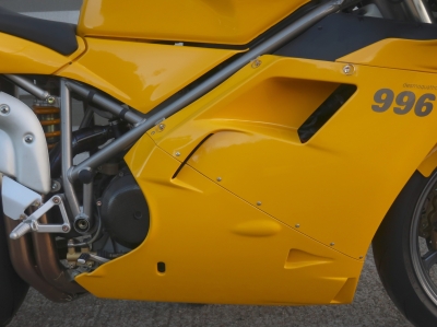 2002 Ducati 996S