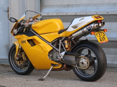 2002 Ducati 996S